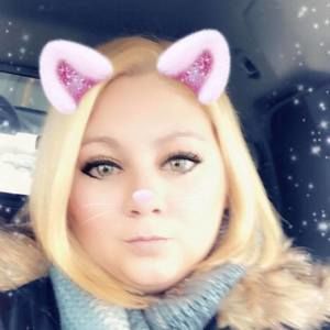 Meet your Posher, Leanne